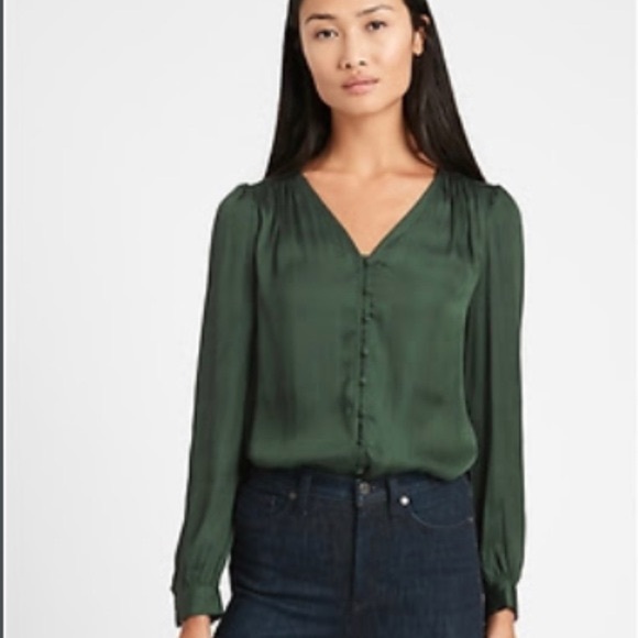 Banana Republic Tops - Banana Republic Green Blouse